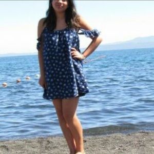 Forever 21 Dainty Floral Navy Ruffle Off Shoulder Spaghetti Strap Summer Dress